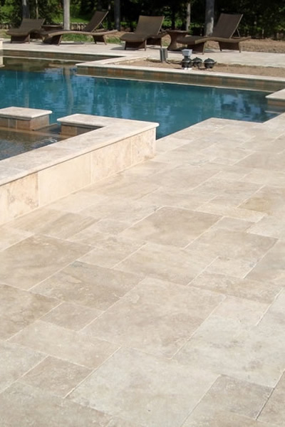 Light Travertine Pavers for Modern Patio – Slip-Resistant Surface