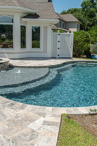 Silver Travertine Pool Coping and Deck – Premium Outdoor Finishing