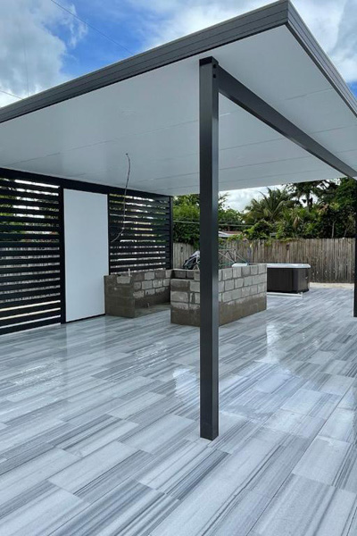 White Marble Pathway – Elegant Landscaping Stone